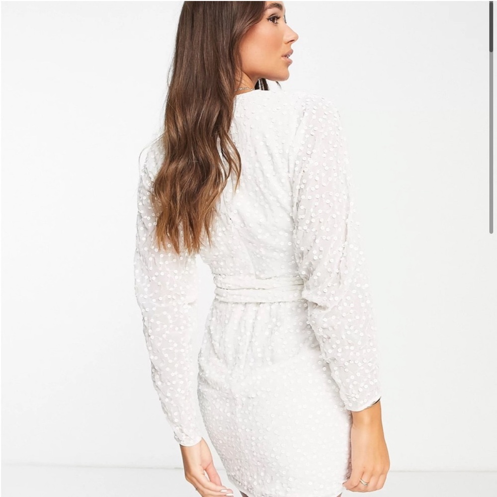 🆕(NWT) ASOS White Embellished Long Sleeve Wrap Mini Dress. Size US 12. - Picture 2 of 7